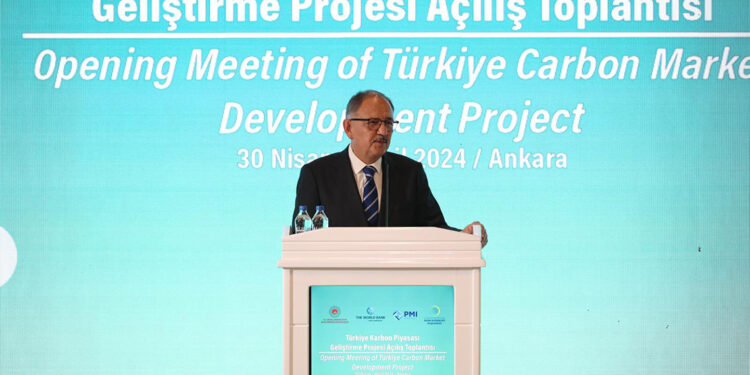 Sene sonuna kadar 200 bin konutu teslim edeceğiz