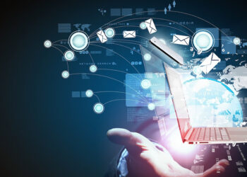 Sosyal medya kullanıcıları artıyor, iş dünyası rota değiştiriyor