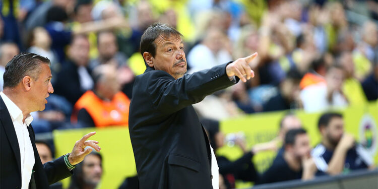 Ergin Ataman'a 35 bin Euro para cezası