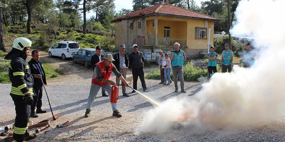 Doğal hayatı koruma vakfı wwf türkiye'nin garanti bbva'nın finansal desteğiyle yürüttüğü türkiye'nin canı yanmasın destek programı kapsamında hayata geçirilen ilk proje olan 'yangına dirençli yerleşimler projesi' tamamlandı.