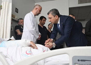 Teleferik kazasında yaralanan Fatih'in, babasının öldüğünden haberi yok