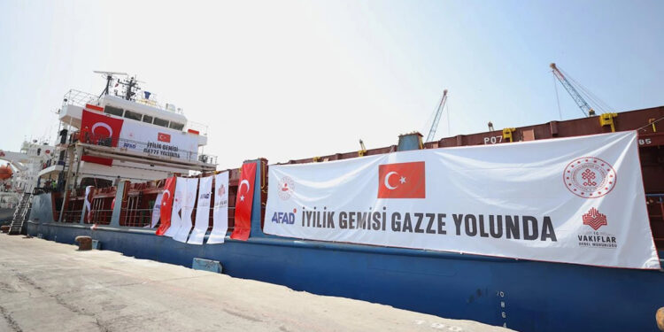 Türkiye'den Gazze'ye 42 bin ton yardım