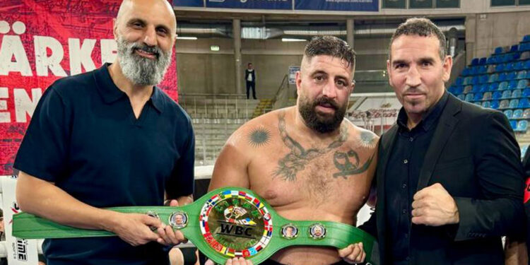 Umut Camkıran - Tomas Salek maçı nefes kesti