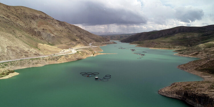 Van'da 21 yılın mart ayı yağış rekoru