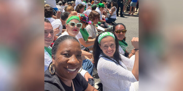 Weinstein kararı sonrasında 'MeToo' hareketi tekrar canlandı