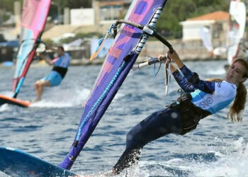 Windsurf Türkiye Şampiyonası Foça'da başlayacak