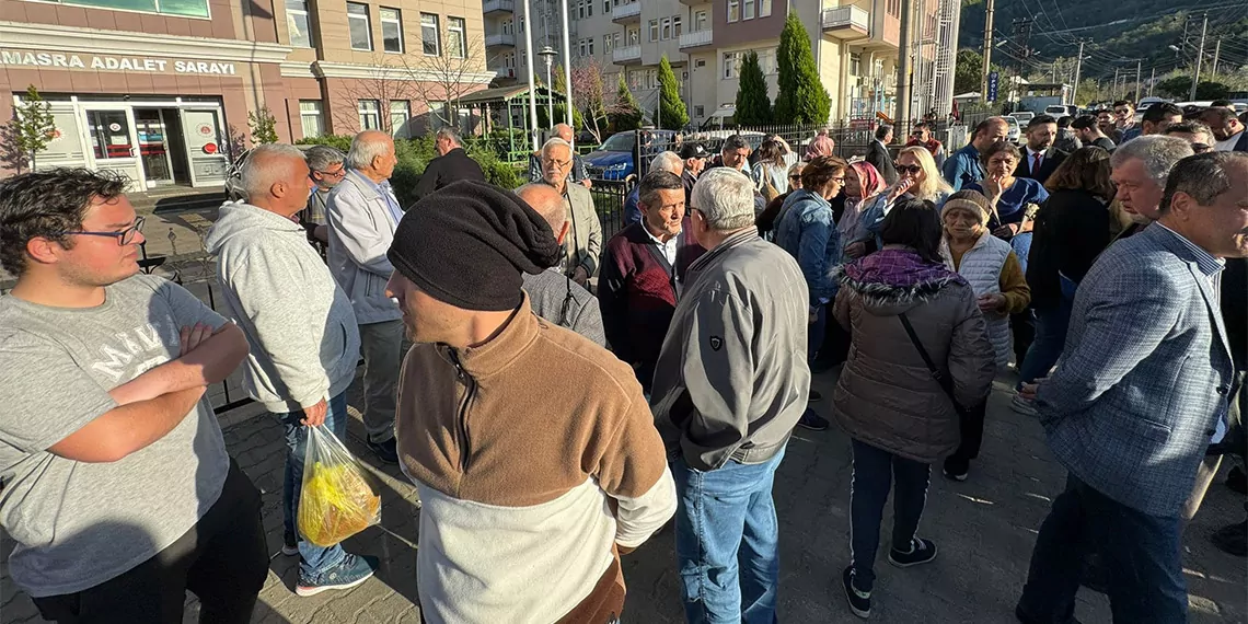 Bartın'ın amasra ilçesinde, resmi olmayan sonuçlara göre chp'li recai çakır'ın 122 oy farkla seçimleri kazanması sonrası, ak parti'nin itirazı üzerine i̇l seçim kurulu'nun 'oylar yeniden sayılsın' kararı yüksek seçim kurulu (ysk) tarafından reddedildi.