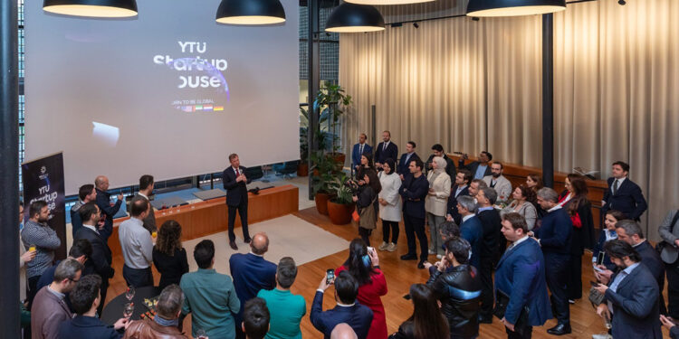 YTÜ Yıldız Teknopark'ın Londra Ofisi açıldı