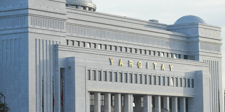 Yargıtay Başkanlığı seçiminin 16'ncı turundan da sonuç çıkmadı