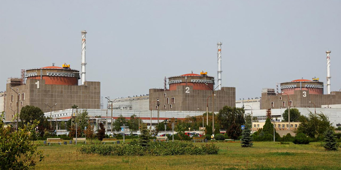 Ukrayna’nın güneydoğusunda bulunan ve Rusya kontrolündeki Zaporijya Nükleer Santrali'ne insansız hava araçlarıyla saldırı düzenlendi. 