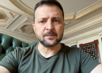 Dünya çoğunluğu Rusya'yı barışa zorlamalıdır