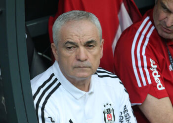 Fernando Santos ve Rıza Çalımbay'ın sözleşme fesih detayları paylaşıldı