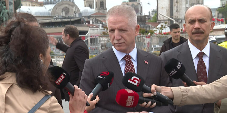 Taksim'de yasa dışı gösteriye izin vermiyoruz