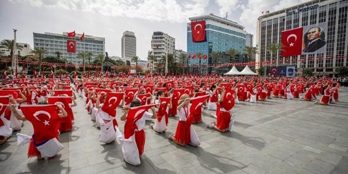 23 nisan tüm yurtta coşkuyla kutlanıyor