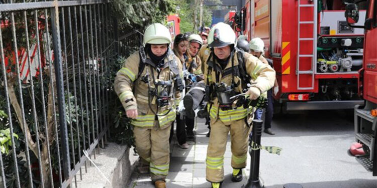 Gece kulübündeki yangında gözaltı sayısı 11'e yükseldi