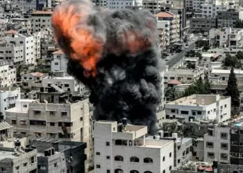 İsrail'in gazze'ye saldırıları devam ediyor; 33 bine yakın ölü var