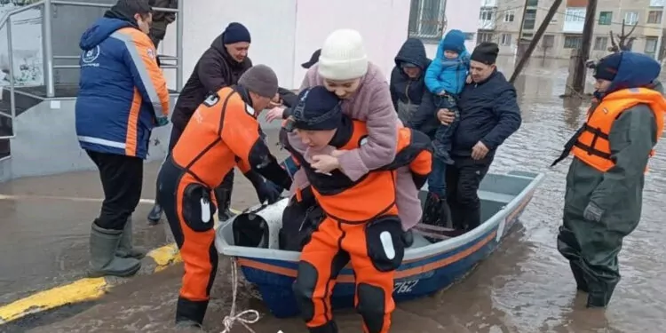 Kazakistan'daki sel felaketi için geçmiş olsun mesajı