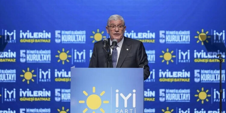 İyi Parti'nin Genel Başkanı Müsavat Dervişoğlu oldu