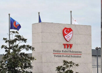 İstanbulspor, TFF'ye ihtarname gönderdi