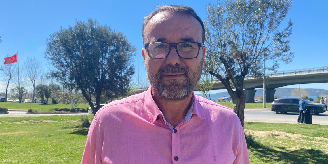 Deniz Ürünleri Avcıları Üreticileri Merkez Birliği (DEM-BİR) Çanakkale-Tekirdağ Bölge Birliği Başkanı Naci Karabiber, "İklim değişikliği nedeniyle denizlerde av yasağı geriye çekilmeli" dedi.