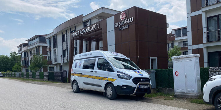 13 yaşındaki Hanife yatağında ölü bulundu