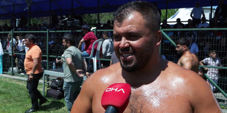 31’inci Kağıthane Yağlı Güreşleri’nin başpehlivanı Mustafa Taş oldu