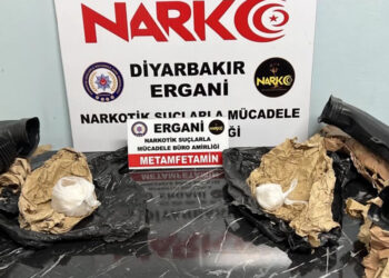 Diyarbakır'da, kırmızı kart operasyonu; 7 gözaltı