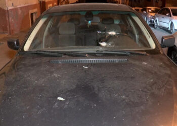 Esenyurt'ta motosikletten çevreye ateş açıldı