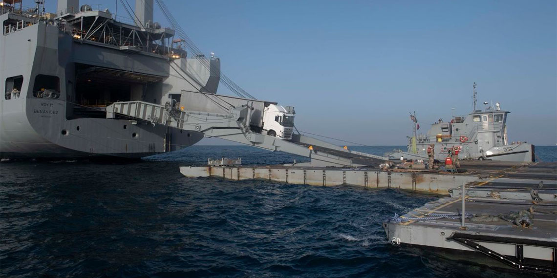 ABD Merkez Komutanlığı (CENTCOM), Gazze Şeridi kıyısına kurulan geçici iskeleden ilk yardım sevkiyatlarının başladığını duyurdu.