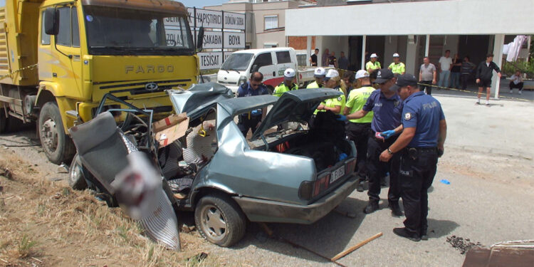 Köpeğe çarpmamak için manevra yapmıştı; Ölü sayısı 4'e yükseldi