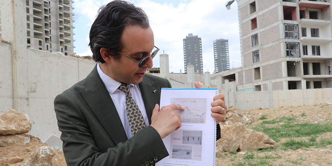 AOÇ'yi besleyen tarihi su kaynağı ve çeşme hafriyat altında kaldı