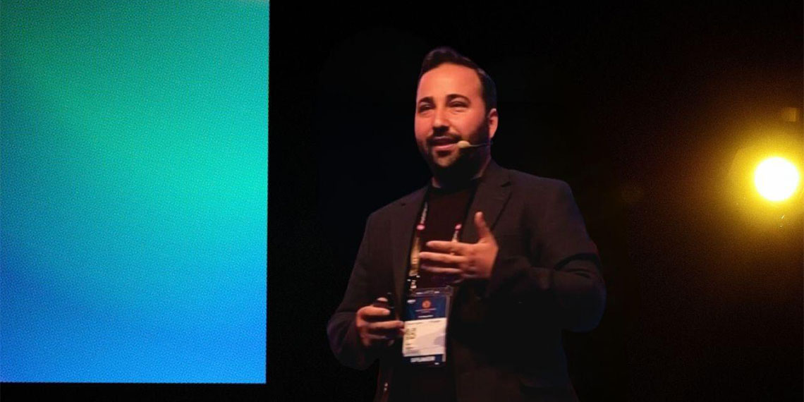 Webtures CEO’su ve yapay zeka stratejisti Kaan Gülten, yapay zekanın eğitim teknolojileri, öğretmenler ve üniversiteler üzerindeki etkileri hakkında açıklamalarda bulundu. Gülten'in öngörülerine göre, yapay zeka eğitim alanında köklü bir dönüşüm yaratarak, geleneksel sistemleri zorlayacak ve yenilikçi yaklaşımlar sunacak.