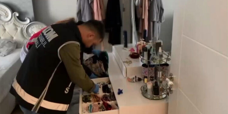 İstanbul ve Batman'da tefeci operasyonu; 13 gözaltı