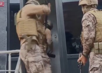 Yasadışı yollarla yurt dışına giden kişilere pasaport temin edenlere operasyon