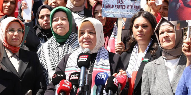 AK Parti'li Keşir: Gazze'de günde 63 kadın ölüyor