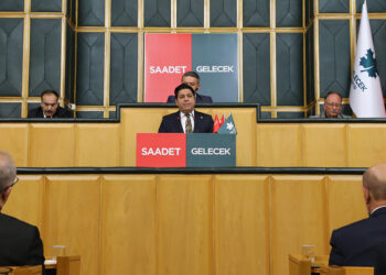 Saadet Partisi kongre kararı aldı; Karamollaoğlu aday olmayacak