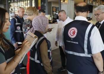 Türkiye'de en çok menü denetimi Antalya'da yapıldı