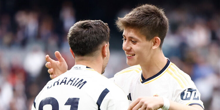 Real Madrid, La Liga'da 36'ncı şampiyonluğuna ulaştı