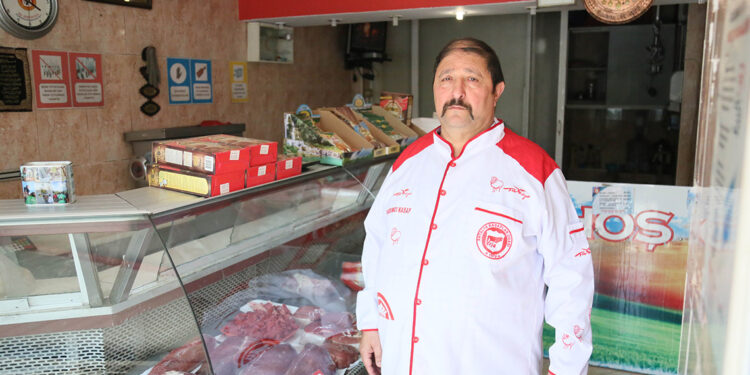 AVM ve zincir marketlerde satılan kurbanlıklar tartışma yarattı