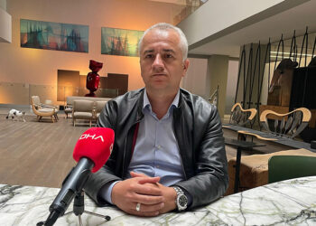 Ahmet Özköse'den Adil Gevrek hakkında şok açıklama