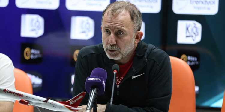 Alanyaspor-Antalyaspor maçının ardından