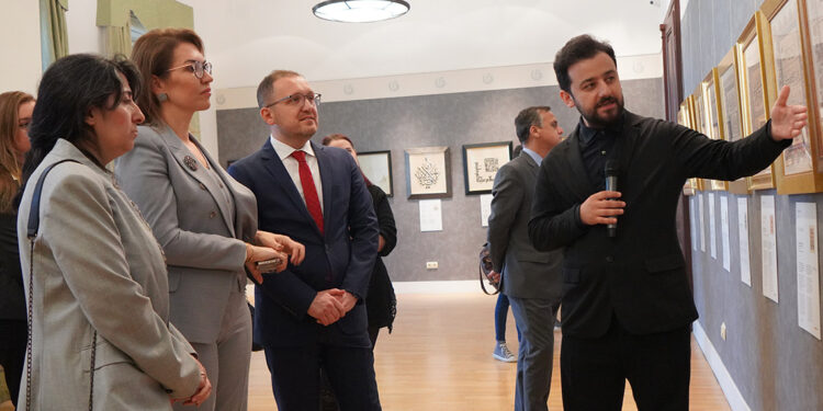 Albayrak Grubu Hat Eserleri Koleksiyon Sergisi, Budapeşte’de açıldı