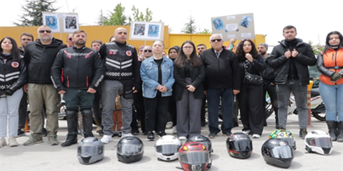 Ankara'da motokuryeler Ata Emre ve Samet Özgül için konvoy yaptı
