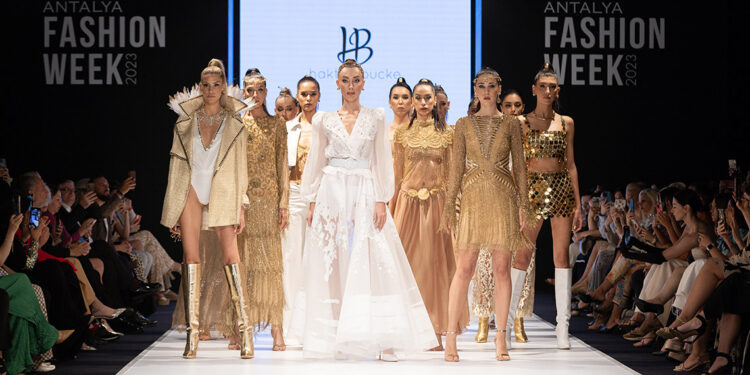 Antalya FashionWeek için geri sayım başladı