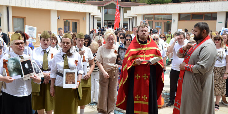 Antalya'da Ruslar Zafer Günü'nü kutladı