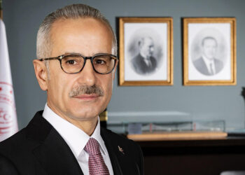 Aranmayı kabul etmeyen yolcu, uçağa kabul edilmeyecek