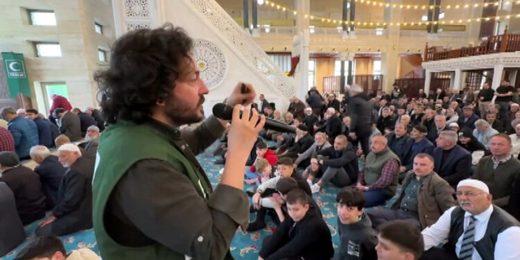 Avcılar’da cemaate bağımlılık semineri