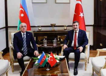 Azerbaycan ile ticaret hacmimiz 7,5 milyar doları bulmuştur