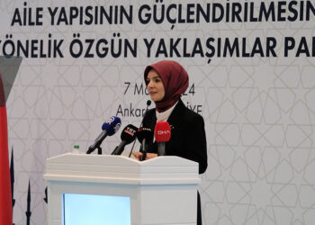 7.4 milyon haneye ulaştık, 1.8 milyon gencimize eğitim verdik