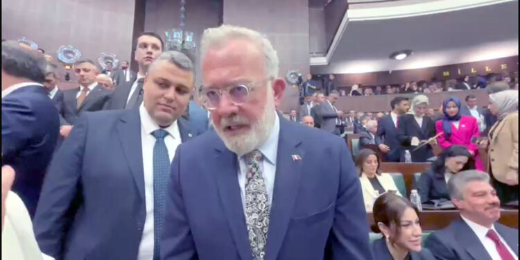 Sokak hayvanları düzenlemesi ile ilgili herkesle görüşüyorum